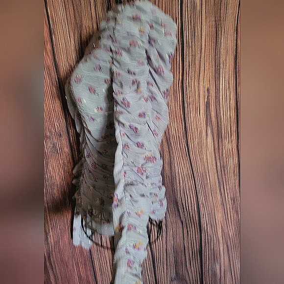 Zara Lavender Ruched Blouse - Picture 4 of 7